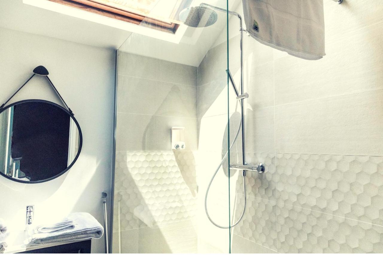 Le Courbet Topdestination-Dijon - Centre Ville - Classe 3 Etoiles Ngoại thất bức ảnh